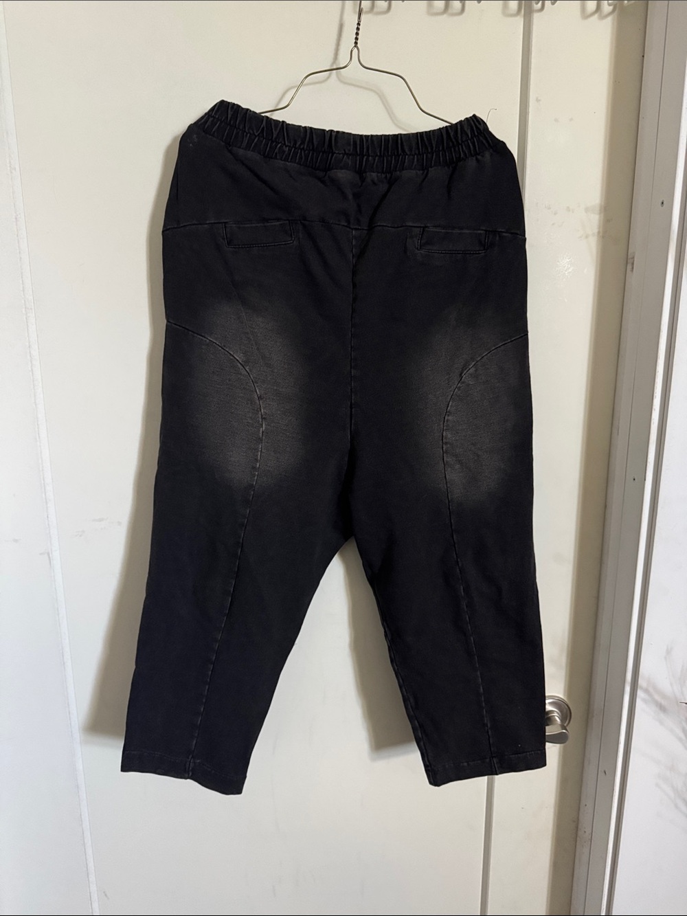 Black kamiyu Kabocha Pumpkin Elastic Waist Low Bottom Cropped Pants